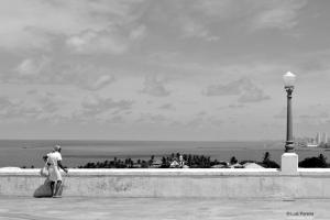 196458_2467794869930_872977092_n