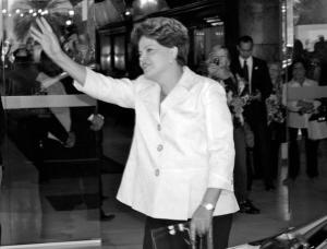 296362_1576601790660_23637762_n