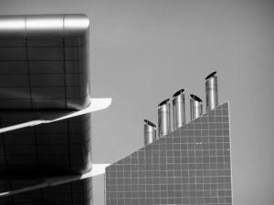 386093_1651657947017_866634935_n